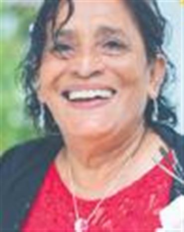 Profilbild Sheila Dumbeck